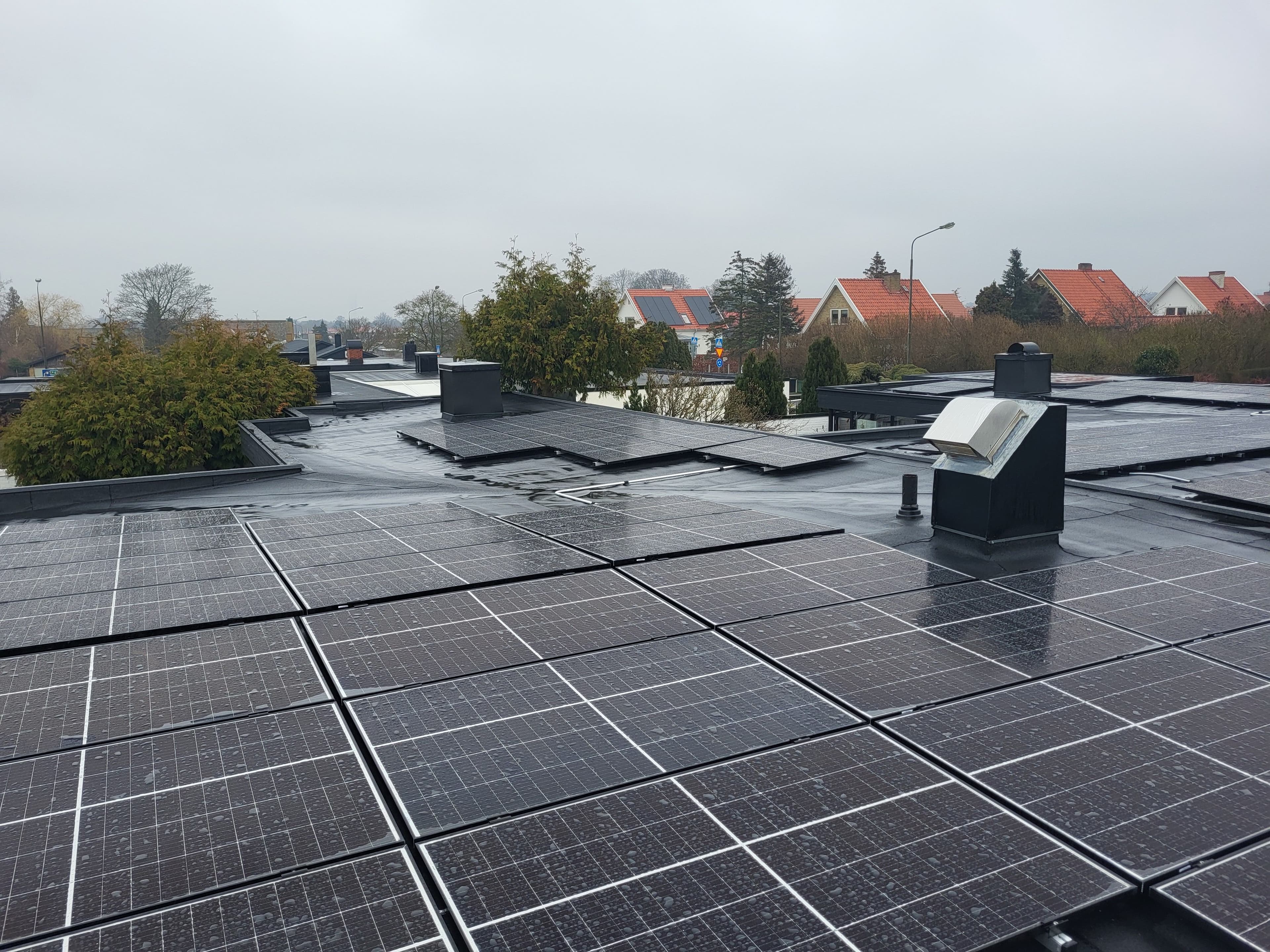 Solcellsbesiktning för bostadsrättsföreningar